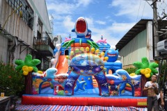 Playground inflatable fun city with dry slide