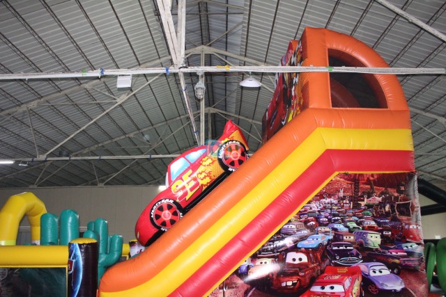 Inflatable Slipping Slide