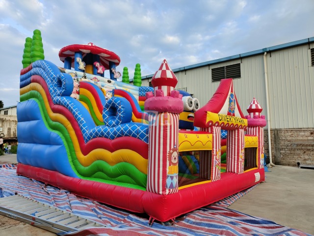 Inflatable Bounce And Slide