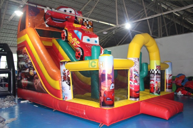 Inflatable Slipping Slide