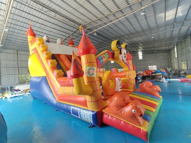 Inflatable Slide With Blower