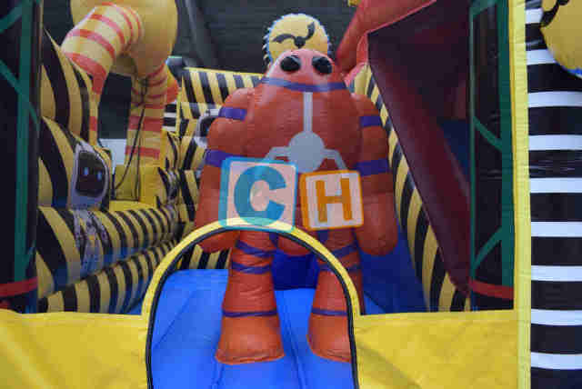 Robot Bounce Combo With Slide