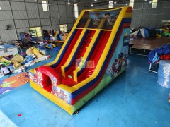 Inflatable Jumper With Slide