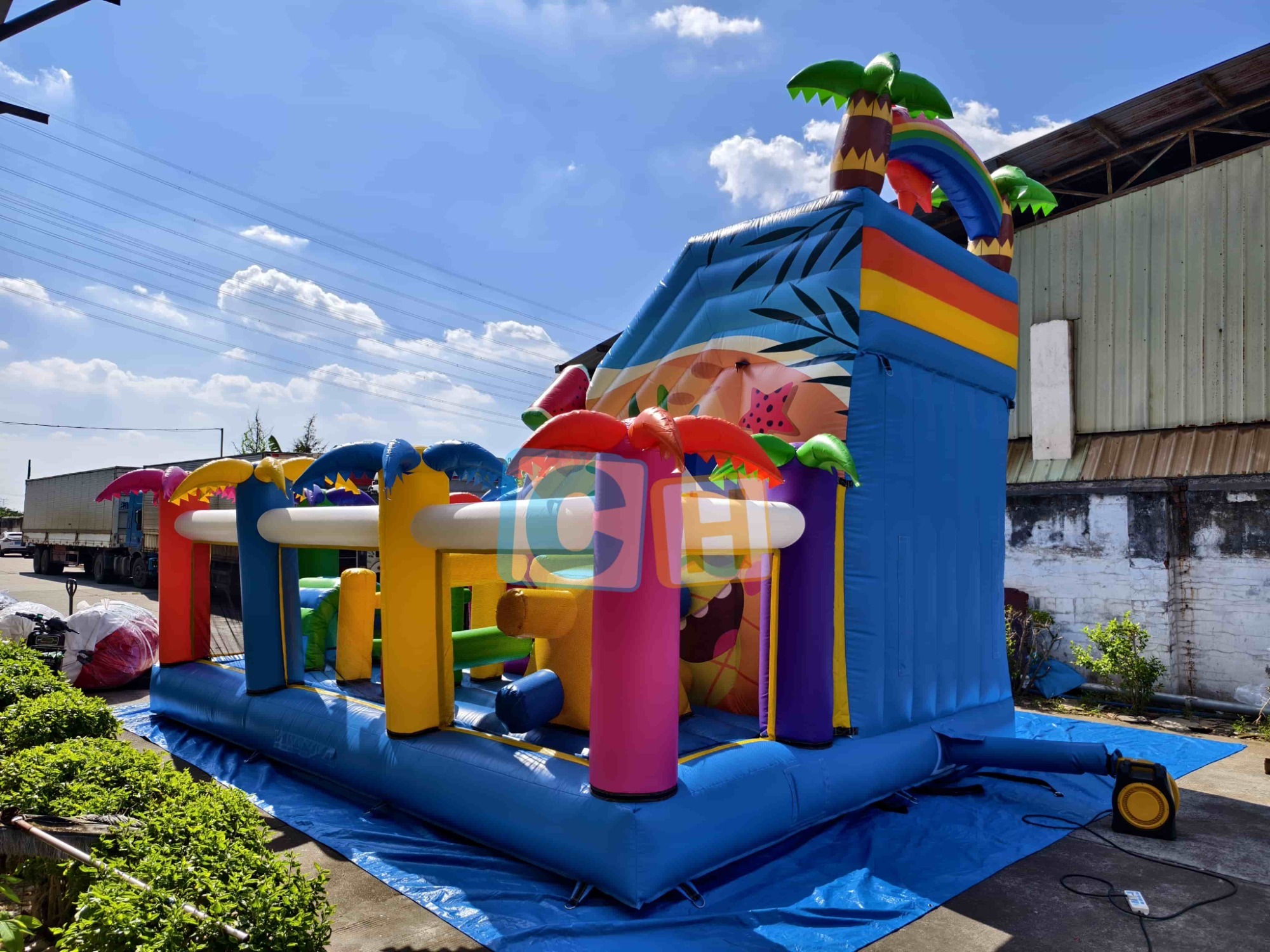 Forest theme inflatable fun city with bouncer