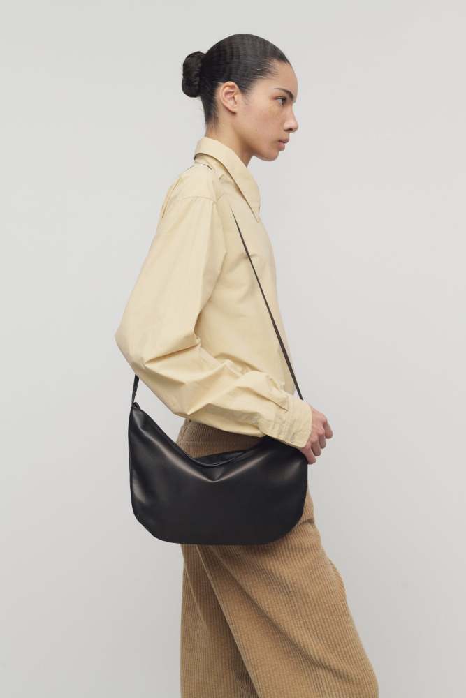 EW Izzy Bag in Leather