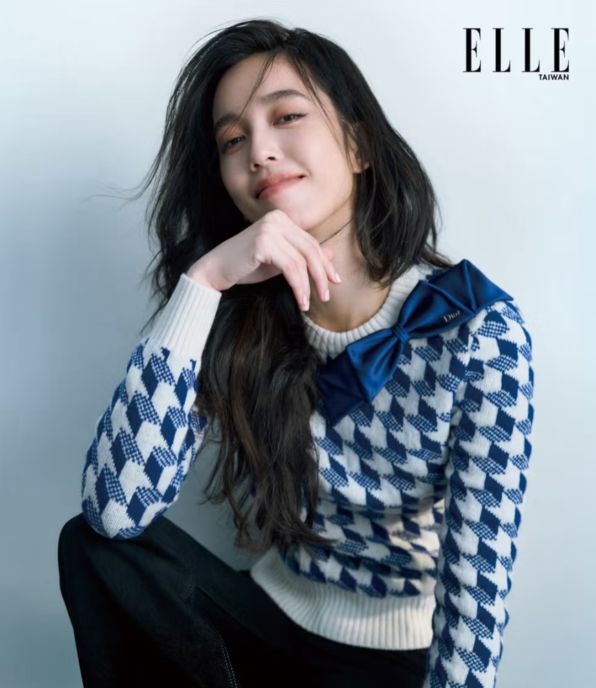 Navy Blue and White Houndstooth Wool Knit