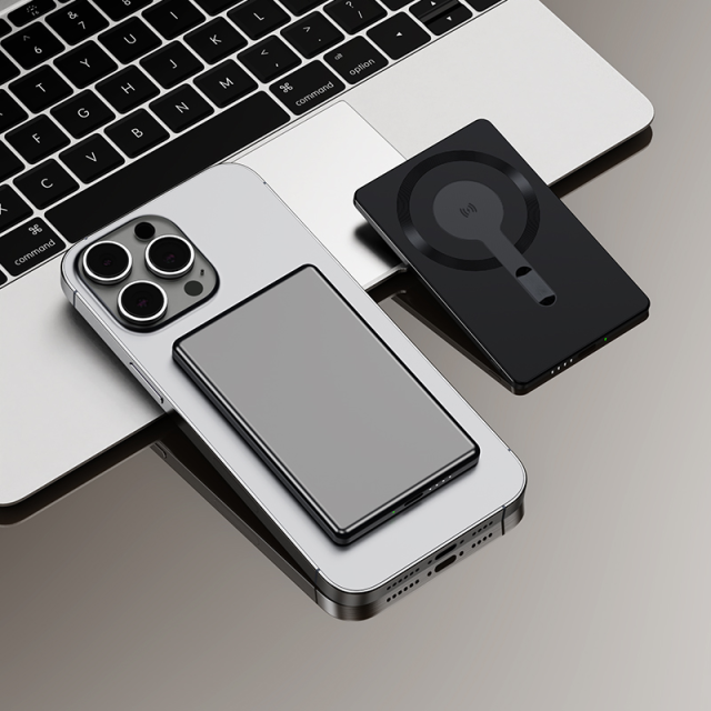 DITO Aluminum Alloy Ultra-thin 5000 mAh MagFlow Power Bank
