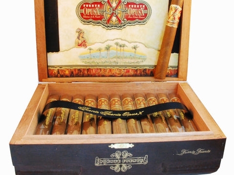 Arturo Fuente Opus X Fuente Fuente 阿图罗・富恩特 巨著 双富恩特 32支/盒（澳门自提）