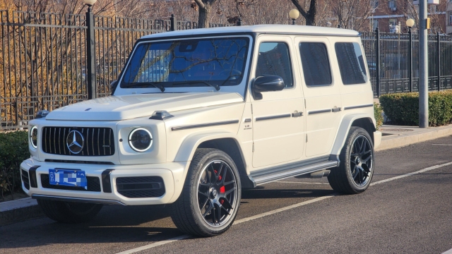 メルセデス・ベンツ G63（ホワイト）