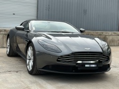 アストンマーティン DB11