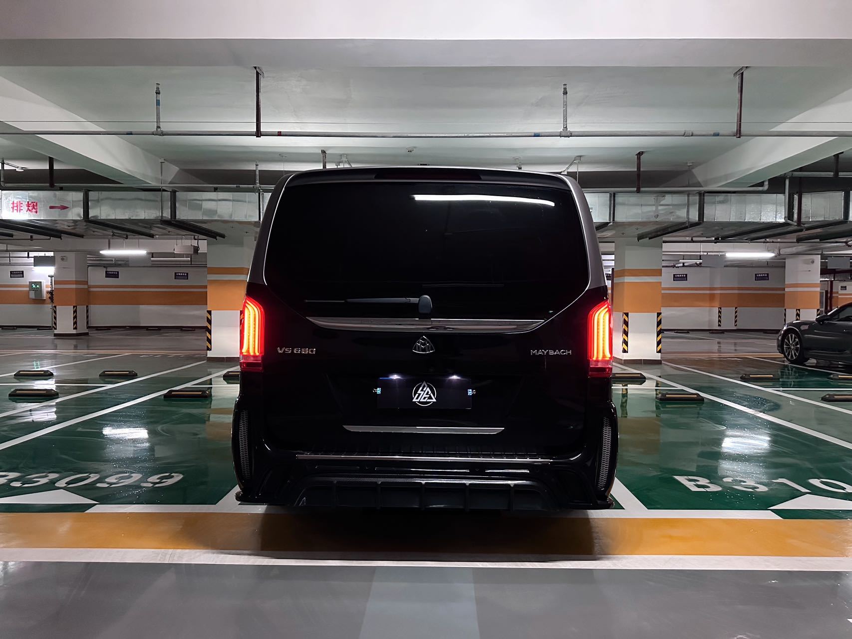 メルセデス・ベンツ 7人乗り V260 商用車