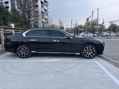 BMW 735