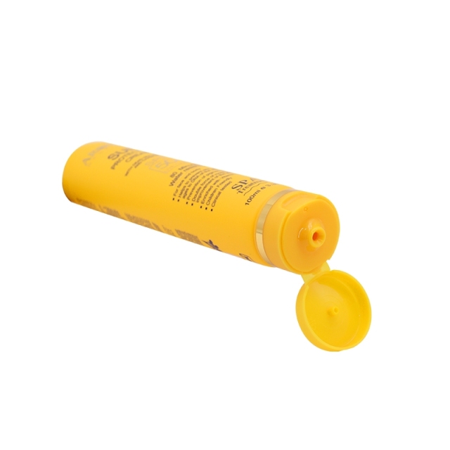 Cosmetic Packaging Face Wash Tube With Flip Top Cap Custom Capacity