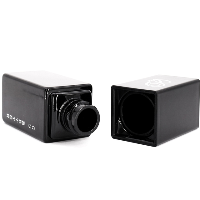 Luxury Black Square Cosmetic Spray Bottle , Plastic Fine Mist Spray Pump Bottle