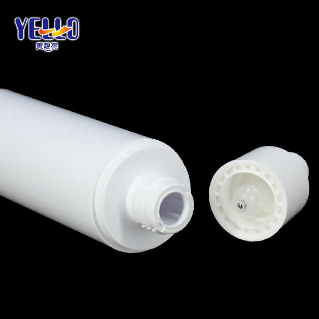 Hot Stamping Airless Cosmetic Bottles PET Material 41MM Diameter 38g