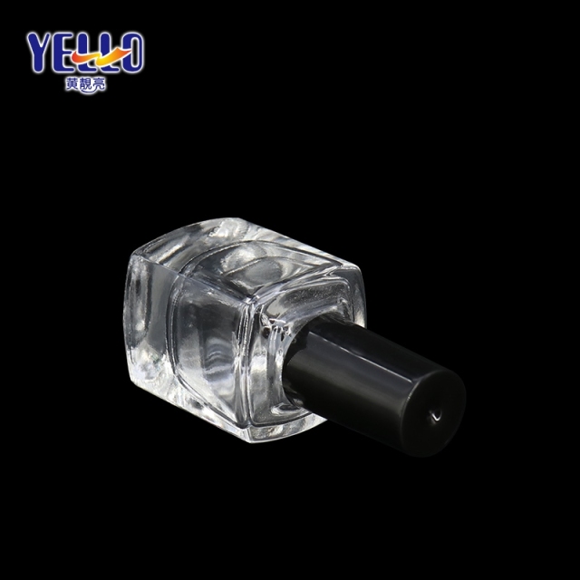 Small 5ml Cosmetic Glass Nail Polish Bottle , Custom Color Nail Polish Container