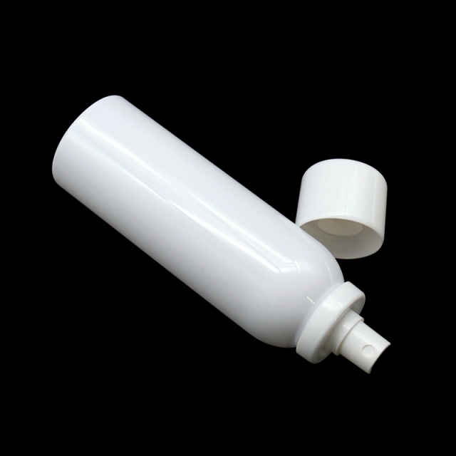 White Cover Cylinder Fine Mist Spray Bottles 100ml 150ml , Empty Cosmetic Bottle Wholesale