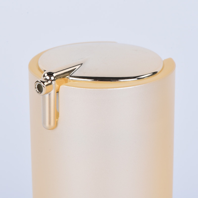 Luxury 15ml 30ml Press Airless Pump Bottles For Skincare Packaging