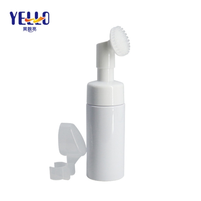 100ml 150ml Empty White Plastic Foaming Soap Bottles , PET Spray Bottle With Silicone Brush Head