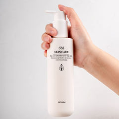Luxury Custom Empty Plastic 100ml 200ml Round PET Cosmetic Lotion Bottle with Mist Spray Pump Packaging for Skin Care Serum