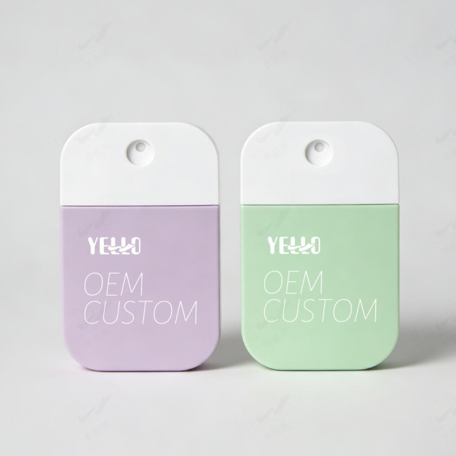 Custom Color Square Empty Petg Plastic 30Ml 50Ml Credit Card Fine Mist Spray Bottle for Perfume With Logo
