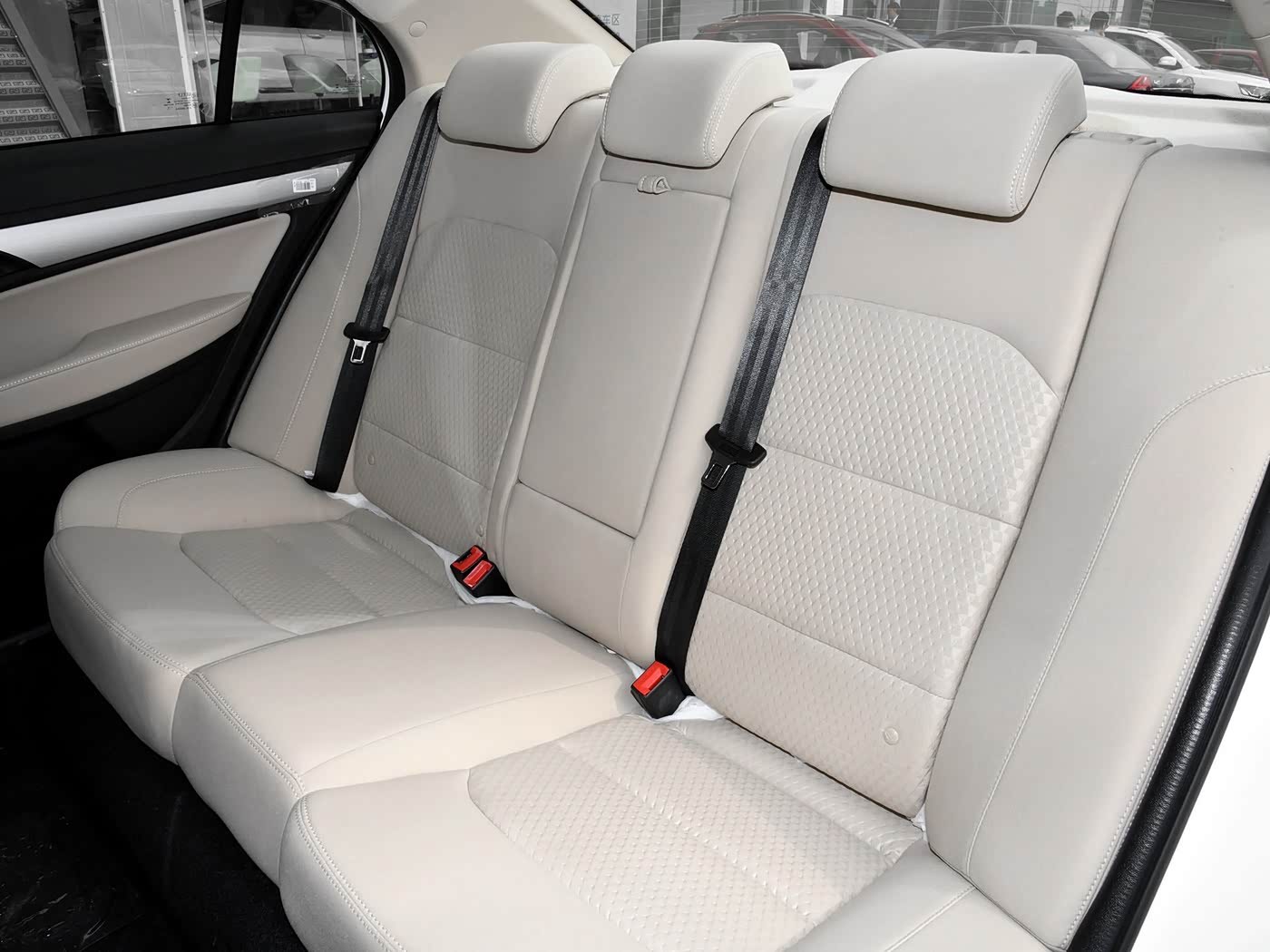 GEELI EMGRAND