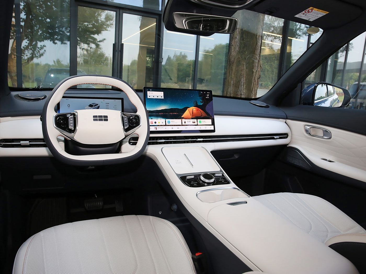 GEELY GALAXY STARSHIP 7