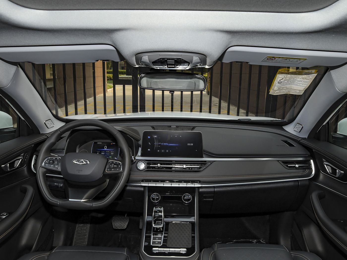 CHERY TIGGO 8