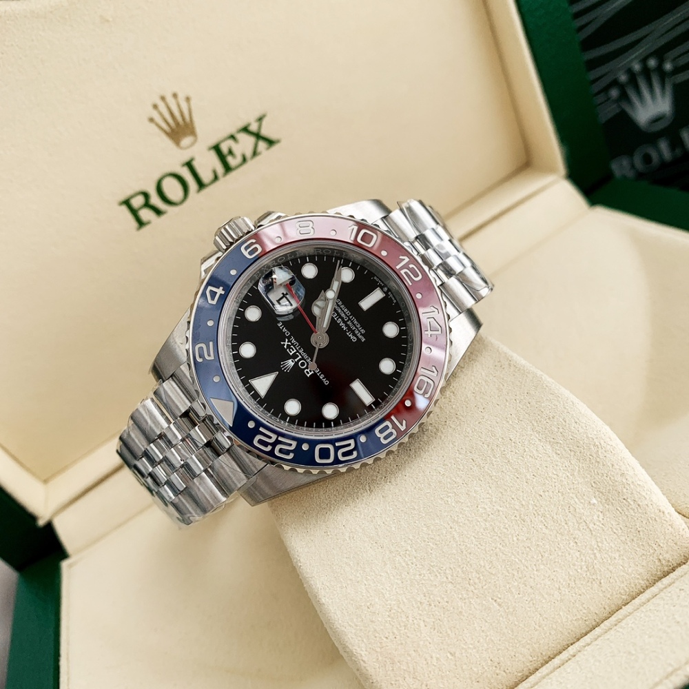 Rolex Greenwich II series m126710blro-0001 watch (Coke ring)