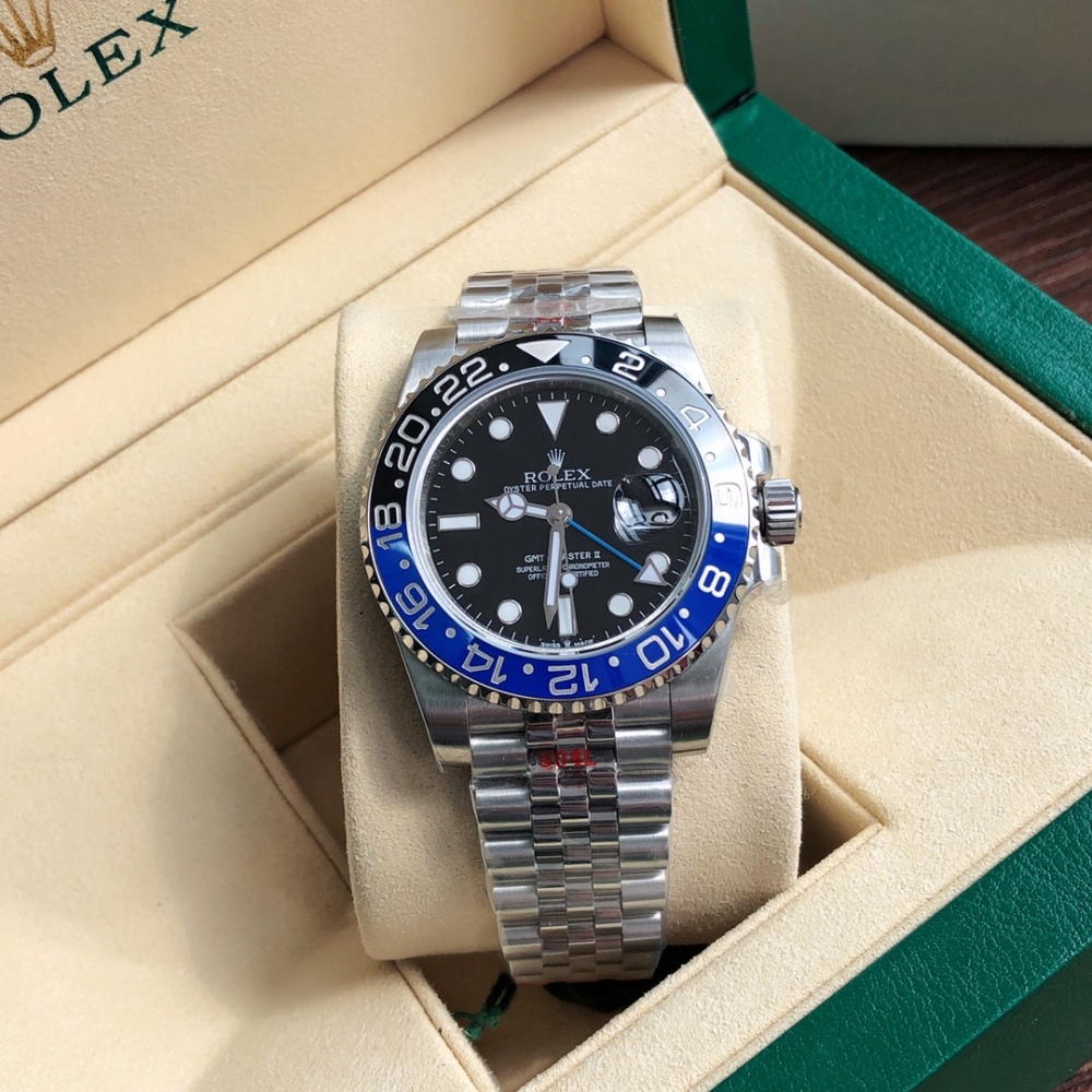 Rolex Greenwich II series m126710blnr-0002 watch (blue and black circle)