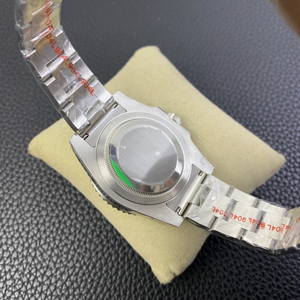 Rolex GMT-Master II Series 116710LN-0001 Watch (Green Hand)