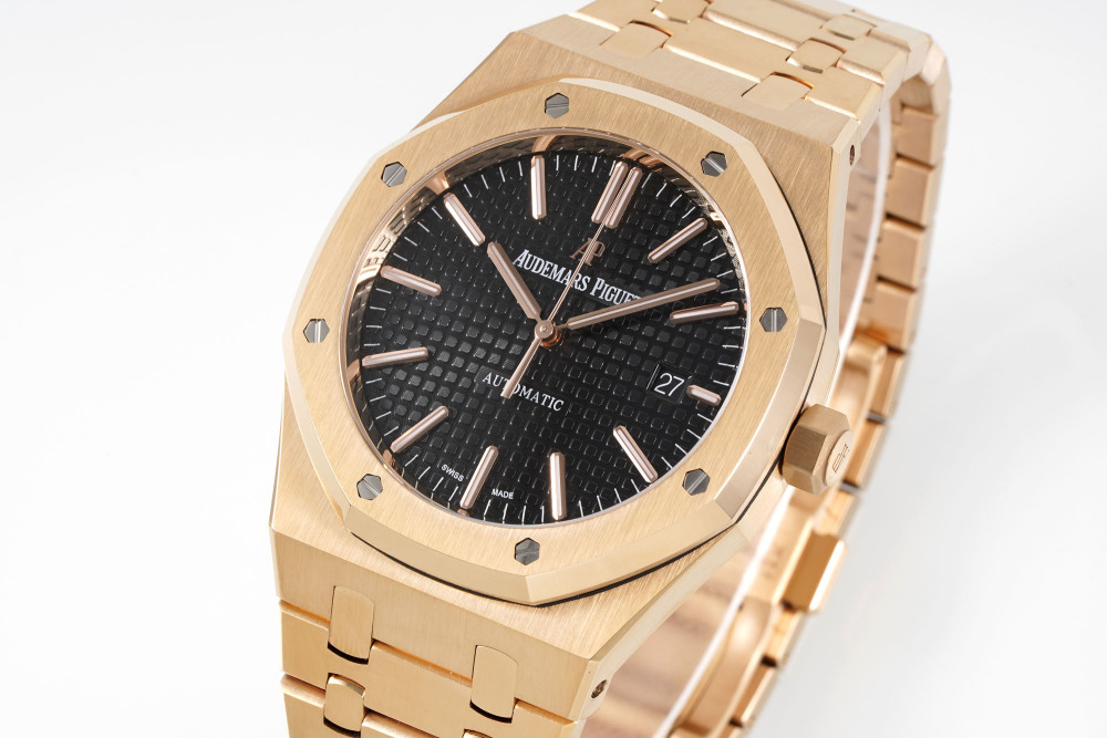 Audemars Piguet Royal Oak 15400OR.OO.1220OR.01