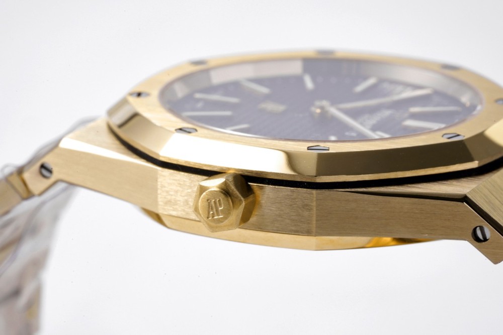 Audemars Piguet Royal Oak 15202BA.OO.1240BA.01