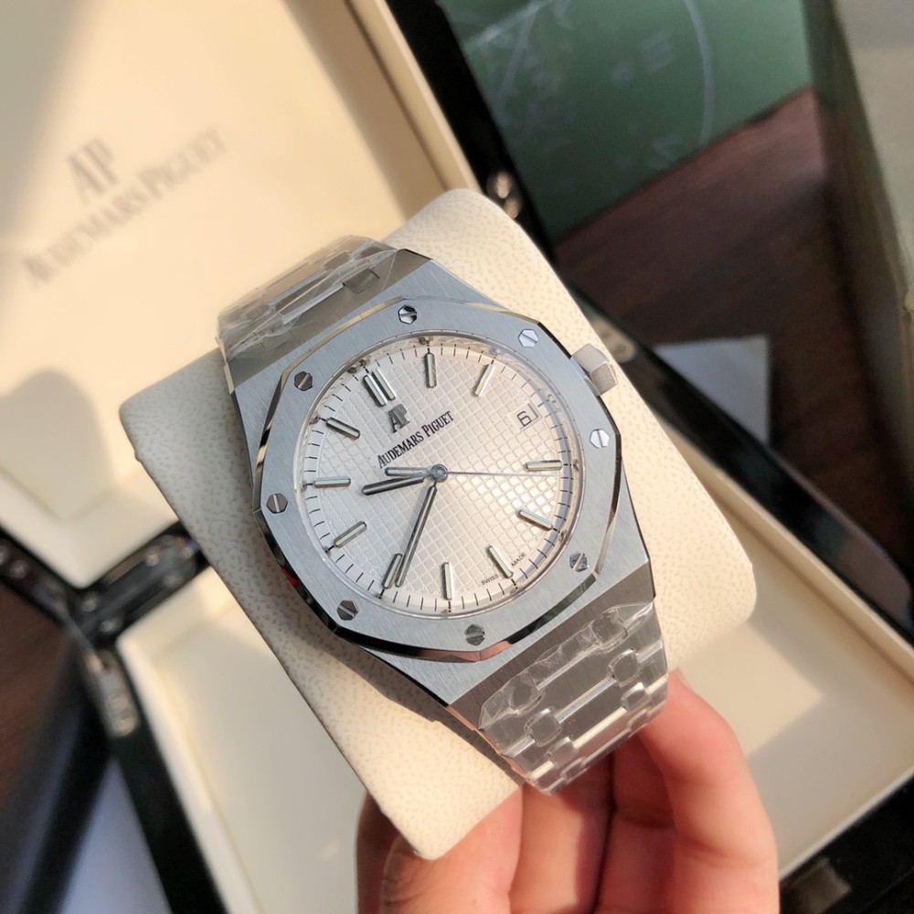 Audemars Piguet Royal Oak 15500ST.OO.1220ST.04