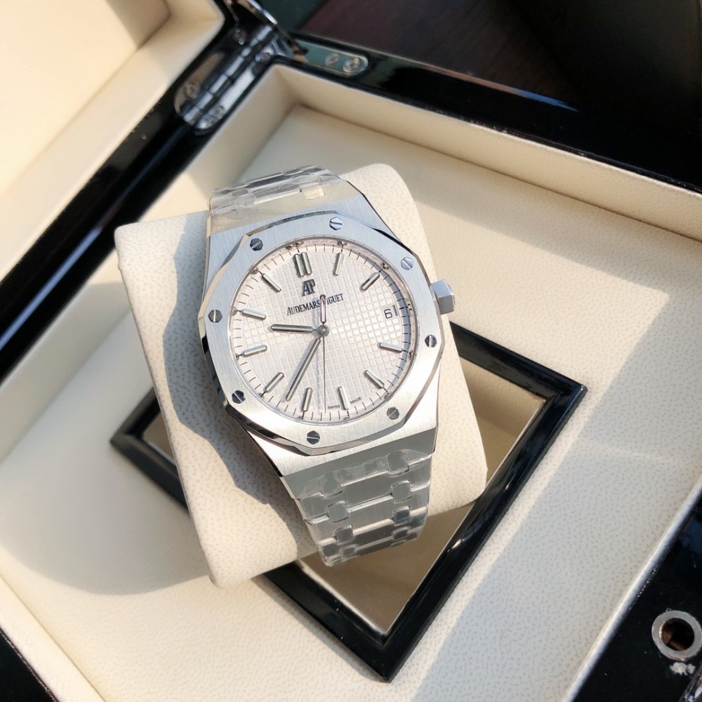 Audemars Piguet Royal Oak 15500ST.OO.1220ST.04