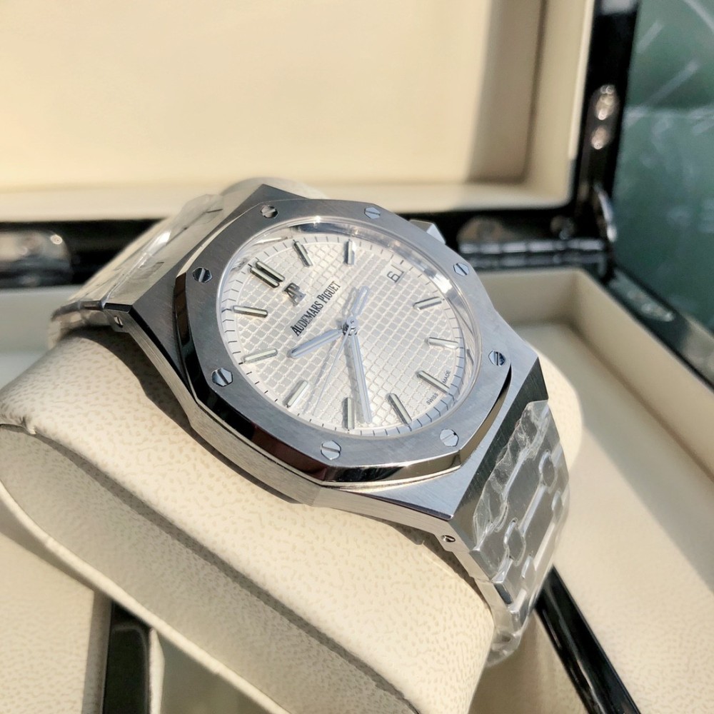 Audemars Piguet Royal Oak 15500ST.OO.1220ST.04