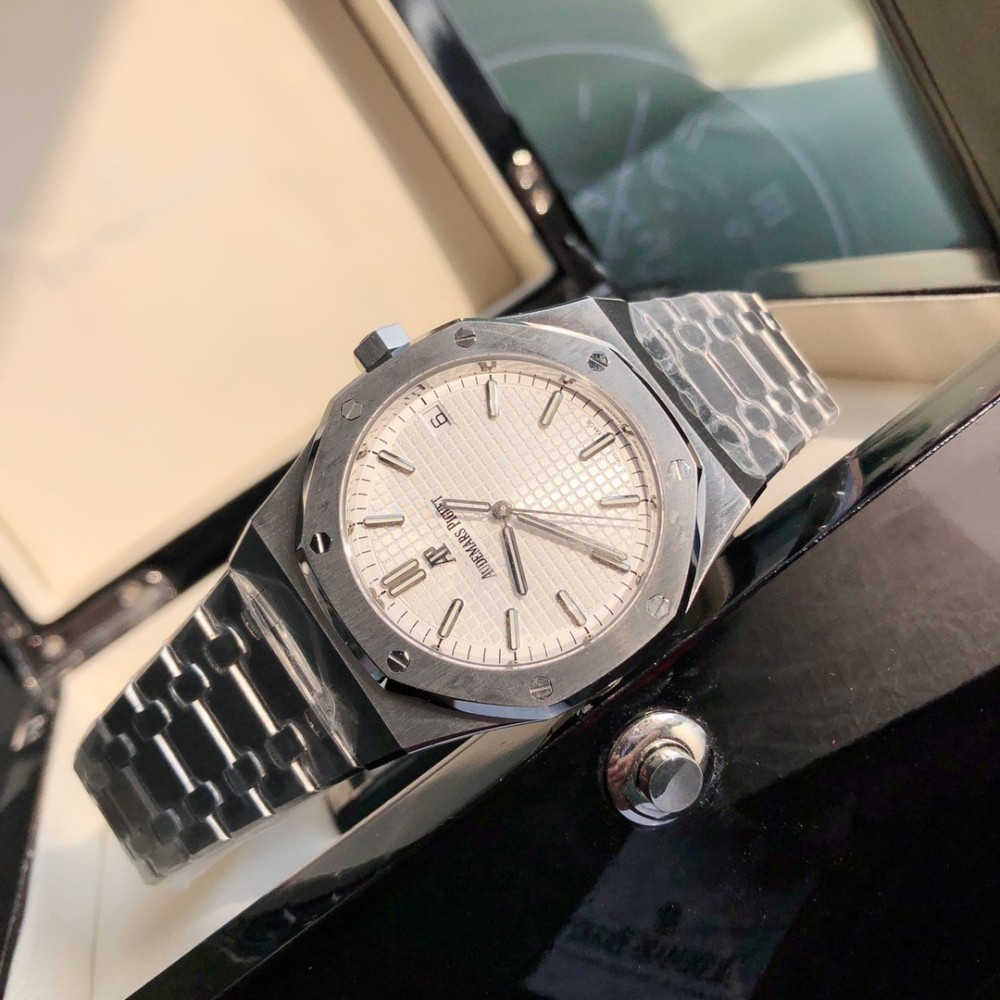 Audemars Piguet Royal Oak 15500ST.OO.1220ST.04