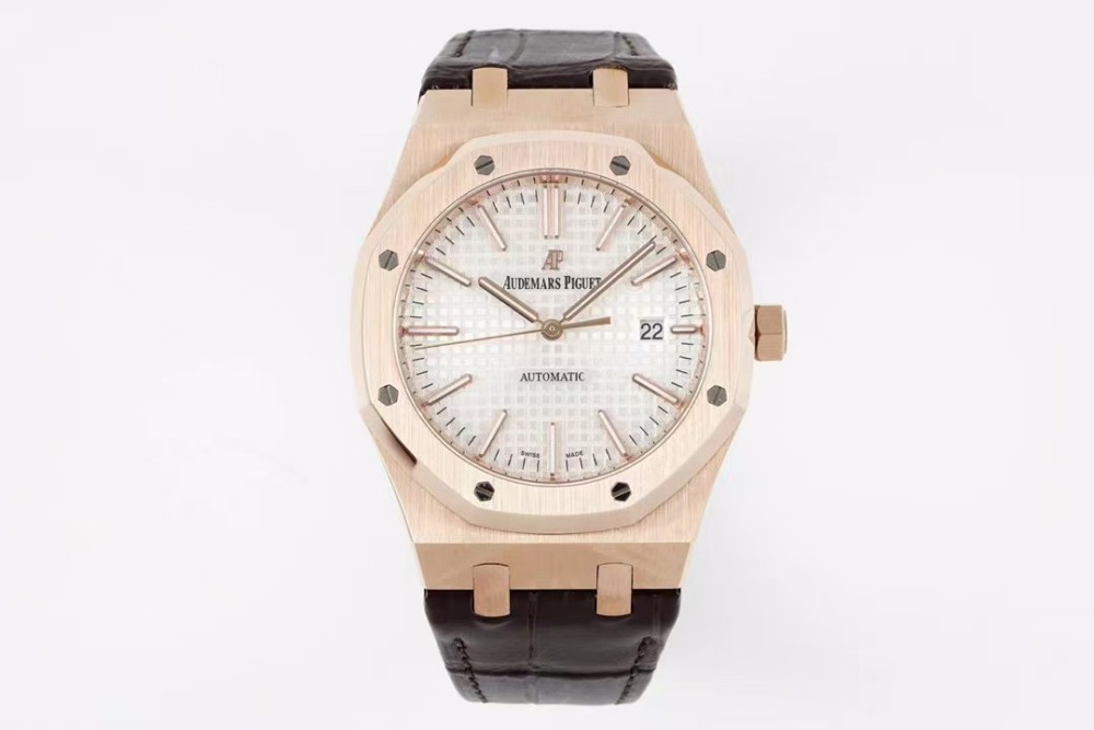 Audemars Piguet Royal Oak 15400OR.OO.D088CR.01