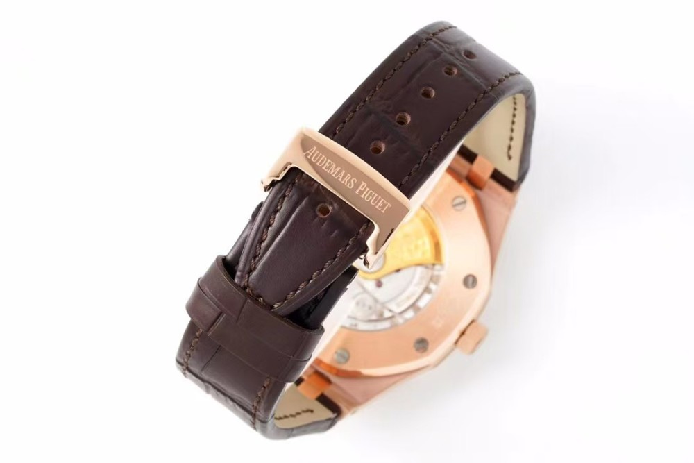 Audemars Piguet Royal Oak 15400OR.OO.D088CR.01