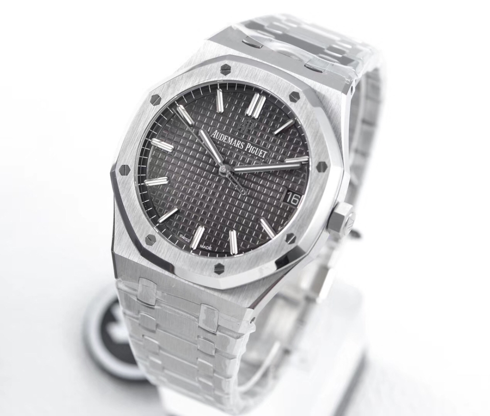 Audemars Piguet Royal Oak 15500ST.OO.1220ST.02