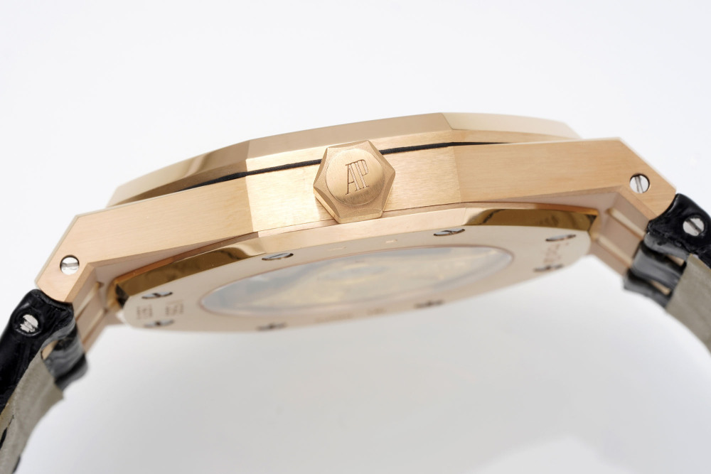 Audemars Piguet Royal Oak 15400OR.OO.D002CR.01