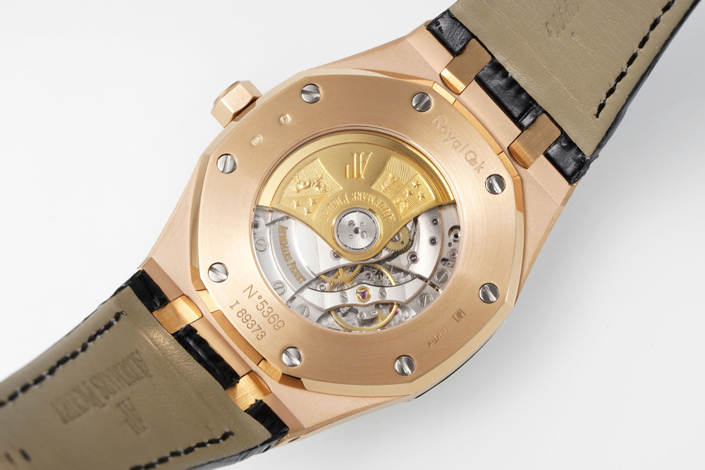 Audemars Piguet Royal Oak 15400OR.OO.D002CR.01