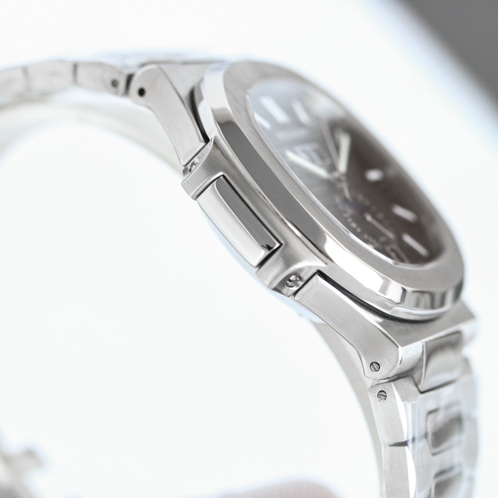Patek Philippe Nautilus 5726/1A-014