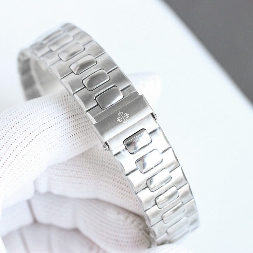 Patek Philippe Nautilus 5726/1A-014