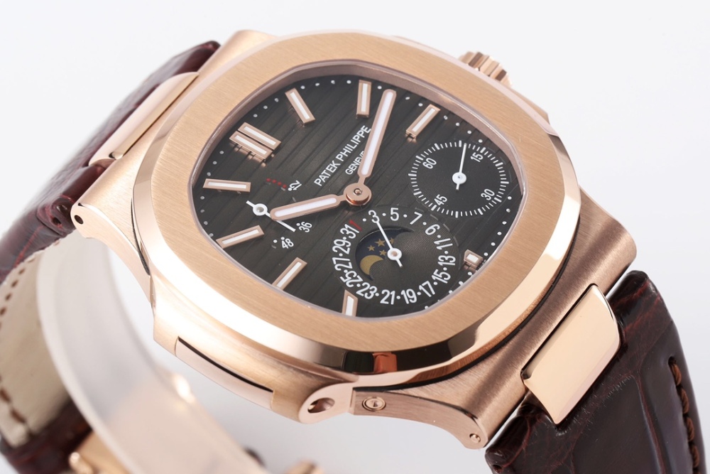 Patek Philippe Nautilus 5712R-001