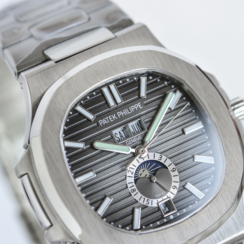 Patek Philippe Nautilus 5726/1A-001