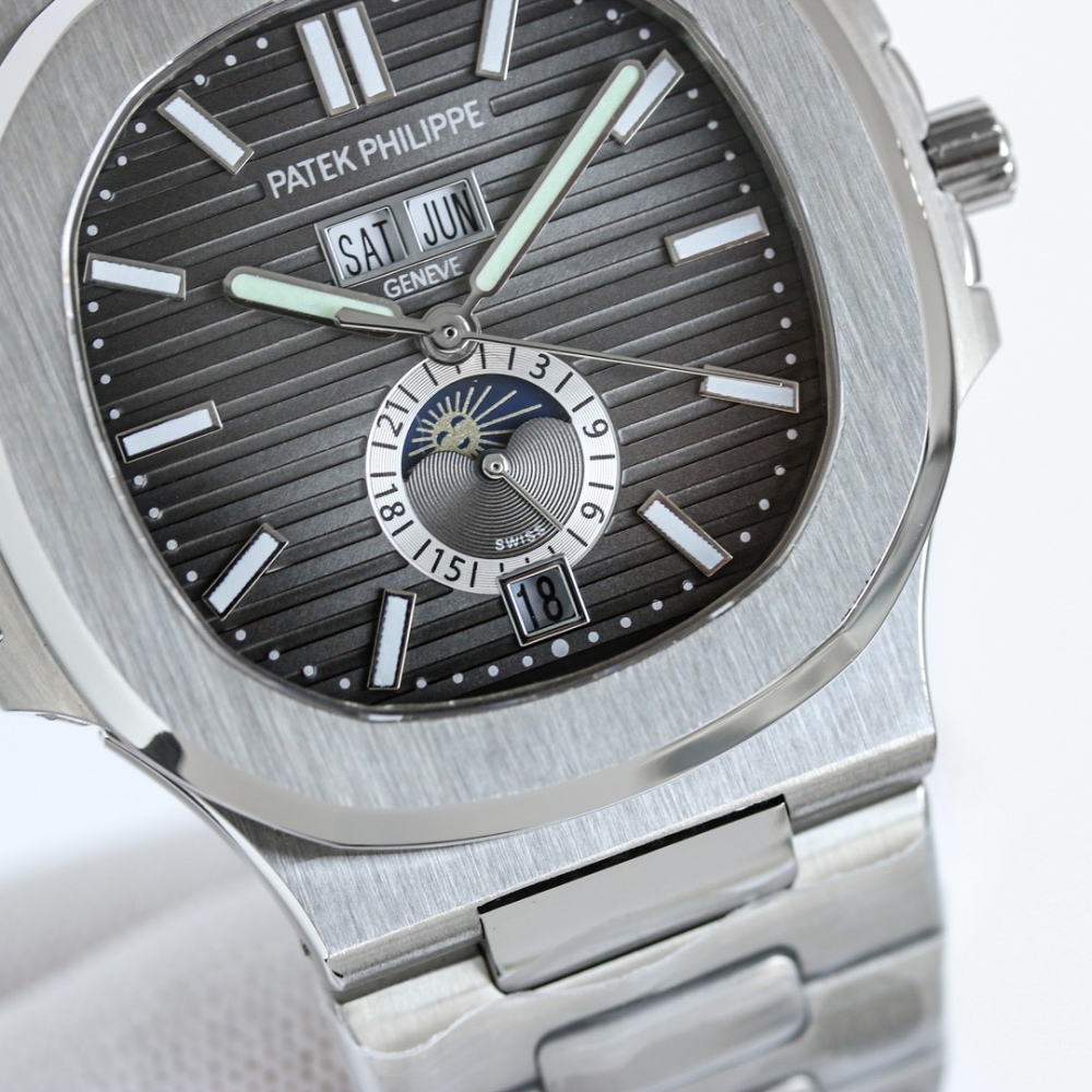 Patek Philippe Nautilus 5726/1A-001