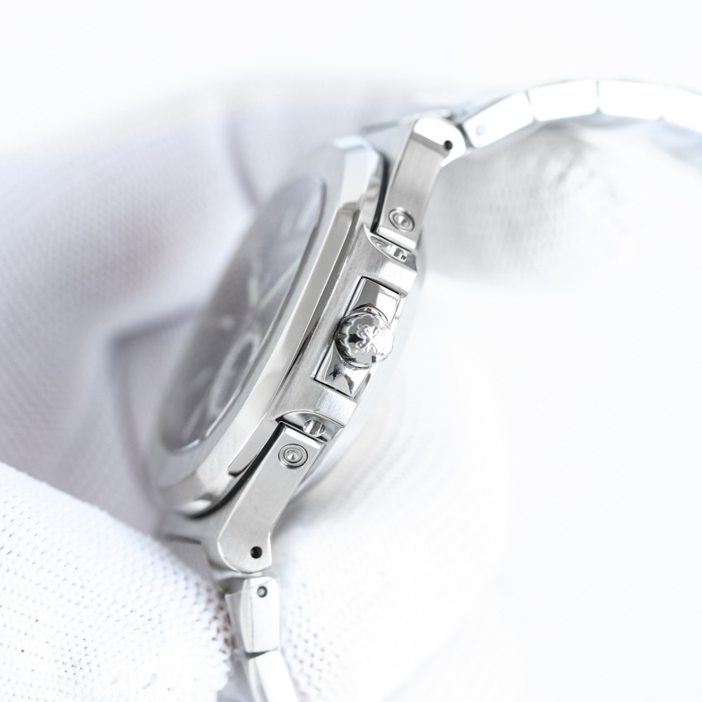 Patek Philippe Nautilus 5726/1A-001