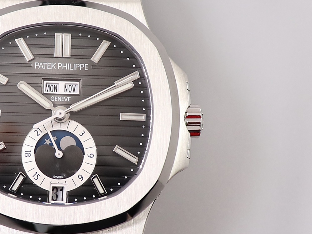 Patek Philippe Nautilus 5726A-001