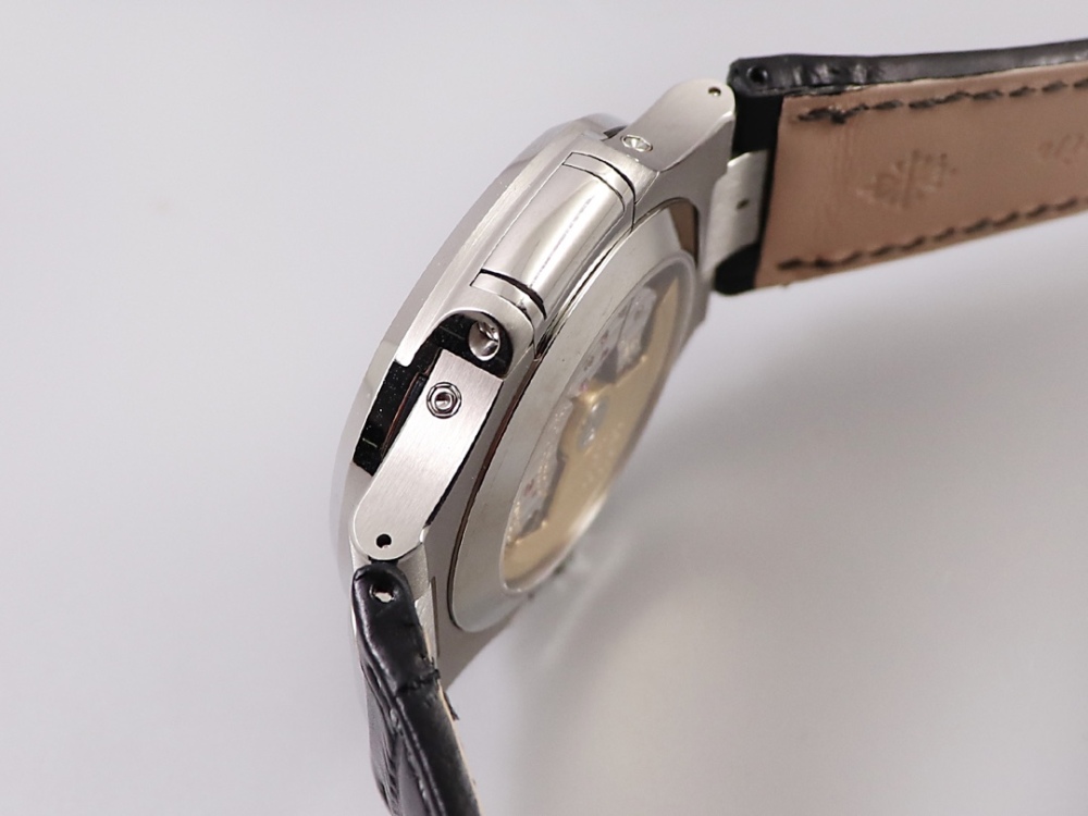Patek Philippe Nautilus 5726A-001